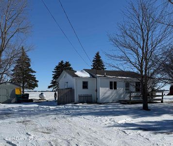Property at 6867 S Seven Mile Rd, Freeland, MI