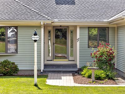 77 Ennsbrook Drive
