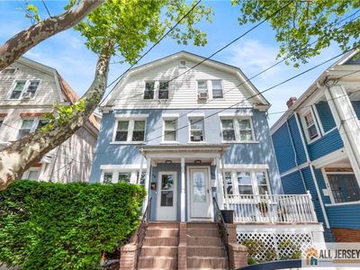 48 Catalpa Ave