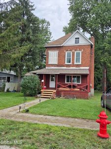 9 Lincoln Street