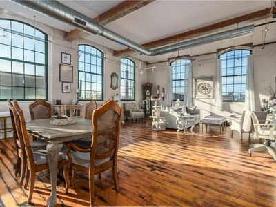 28 Bayley St APT 301