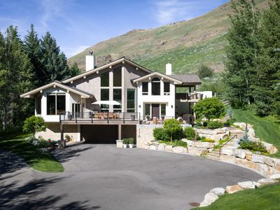 116 Baldy View Ln