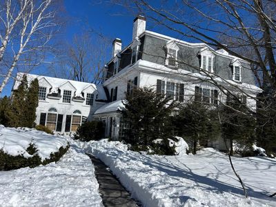599 TURNPIKE Road