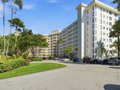 3051 N Course Drive #309