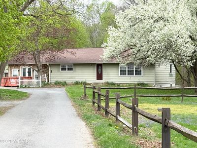 123 E Penn St