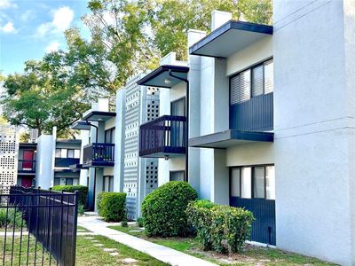 407 NW 39TH RD #407C