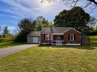 939 Old White Hill Rd