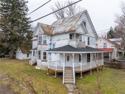 17 W James St