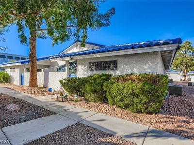 2132 Bavington Dr Unit D