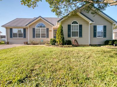 372 Moonlite Ave