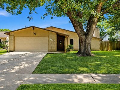 3307 Meadowview Dr