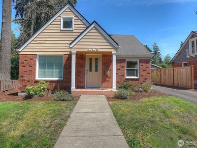Property at 113 Farallone Avenue, Fircrest, WA