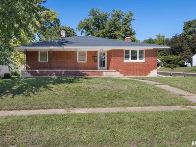 1313 Matilda St