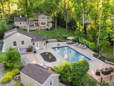 96 Plainview Road