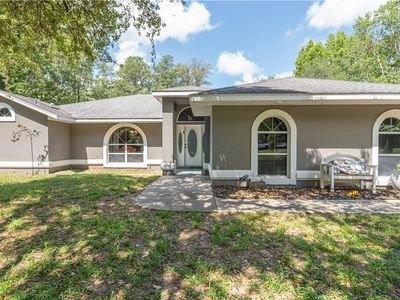 608 N Heathrow Dr