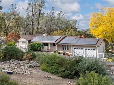 5740 Quartz Dr