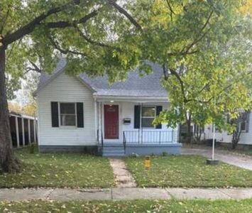 631 Huron St