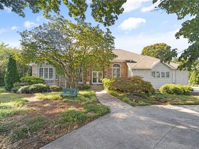 675 Riverbend Dr