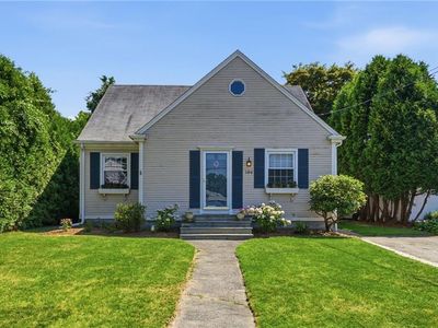 106 Fales Rd