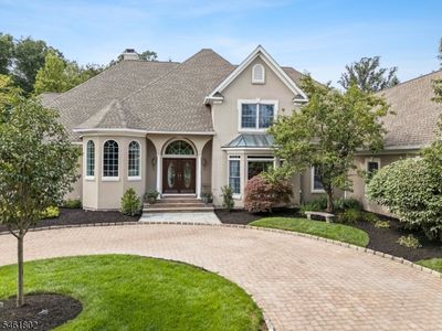 37 COLTS GLEN LANE