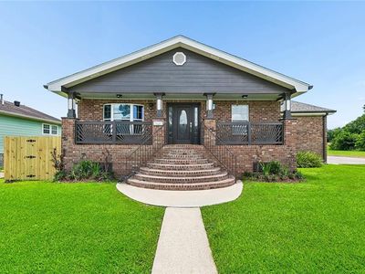 124 Portage Pl