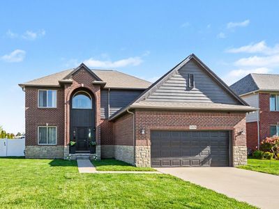 31078 Lions Pointe Dr