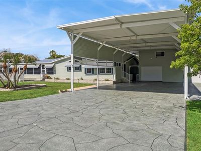 5274 Island View Cir N