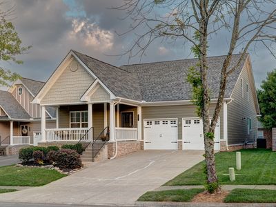 3331 Redmon Hl