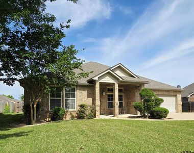 Property at 2004 Silver Cv, Whitehouse, TX