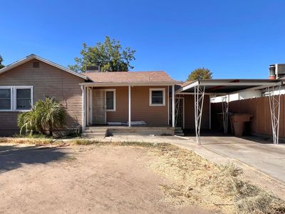 1810 La France Dr
