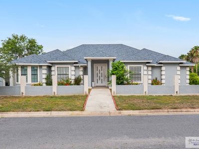 1470 Capistrano Dr