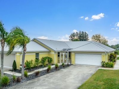 22 Clubhouse Ln