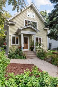 1317 Monroe St NE