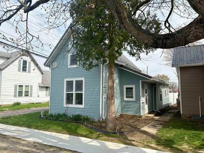 210 W Jay St