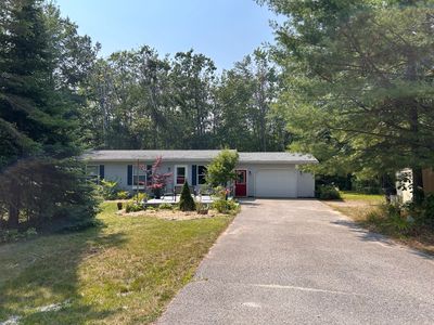 14281 Larchway Ct