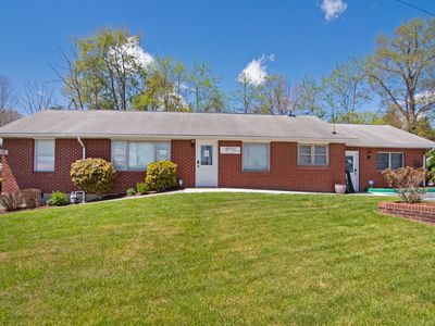Property at 8747 Seneca Trl S, Ronceverte, WV