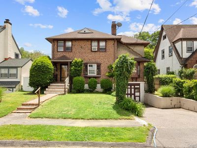 23 Underhill Place