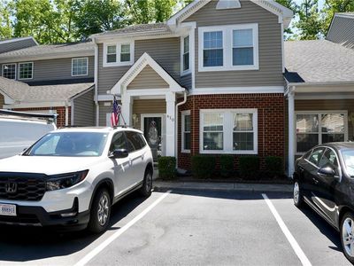 610 Station Square Ct