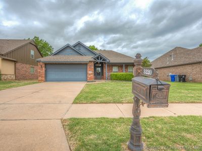 3220 W Mobile St