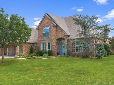 617 Riverwalk Ct