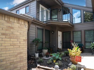 18163 Bal Harbour Dr