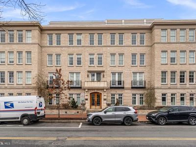 300 8th St NE #102