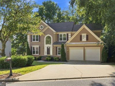 425 Fairford Ln