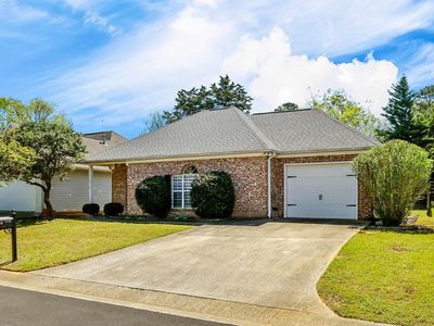 8719 Cedar Springs Cir