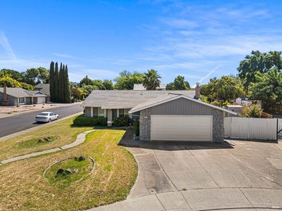 Property at 683 Claremont Ct, Vacaville, CA