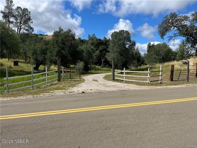 3151 Parkhill Rd