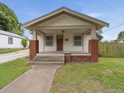 2214 E 12th Pl