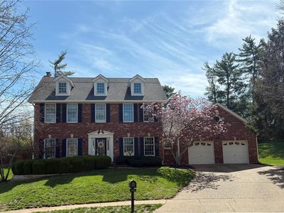 1004 Des Peres Woods Ct