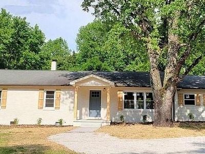 228 Tot Dellinger Rd