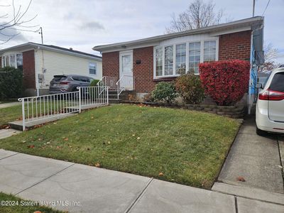 256 Colon Ave